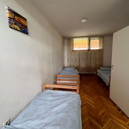 Prishtina Dardania Apartment プリシュティナ エクステリア 写真